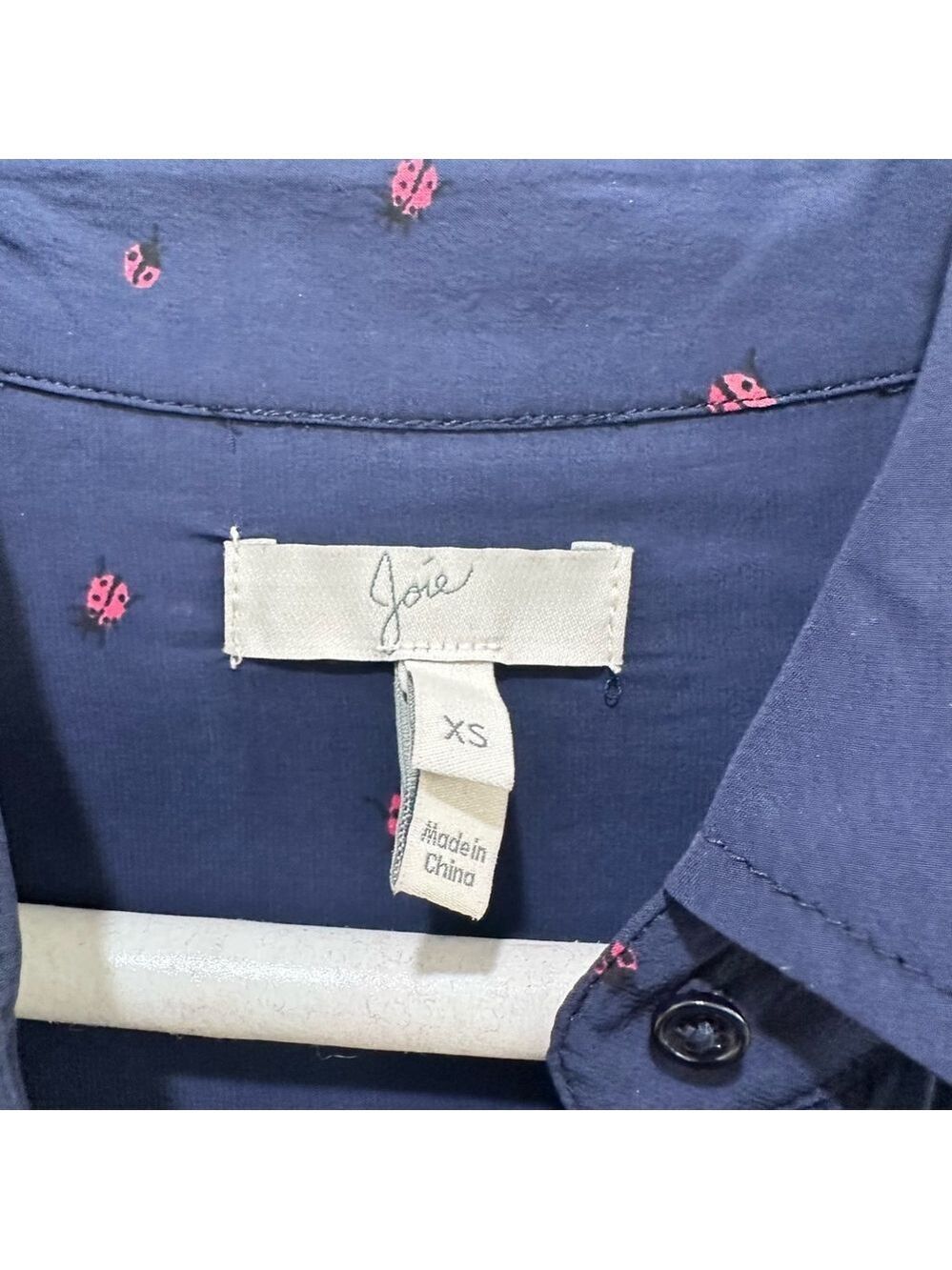 Joie Brenta navy blue lady bugs viscose button down shirt XS - Picture 7 of 8